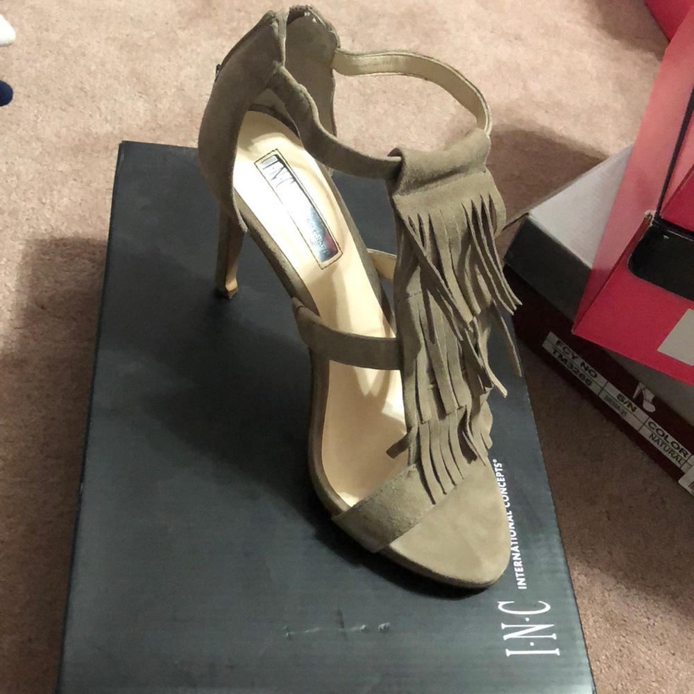 Tan heels